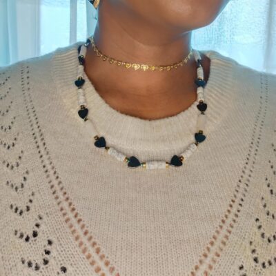 Collier ABYBA de pierres naturelle: Elégance et Symbolisme